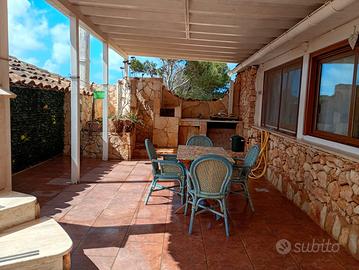 Villetta zona porto per coppie o gruppi