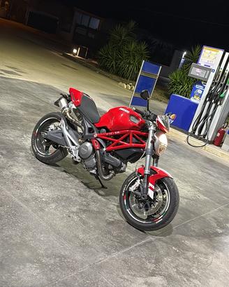 Ducati monster 696 depo a2