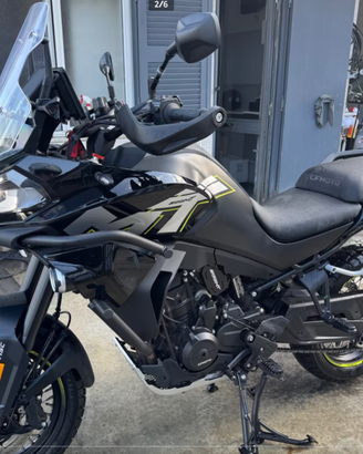 CF MOTO MT800 Explore