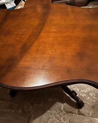 Tavolo con sedie in legno (arte povera)