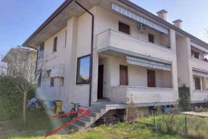Immobile in asta di 126 m² con 3 locali e box auto
