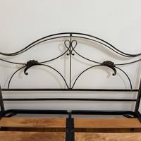 Letto matrimoniale in ferro battuto