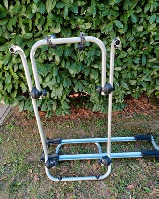 Porta biciclette per sportellone posteriore