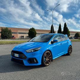 Ford Focus 2.3 RS 350cv AWD