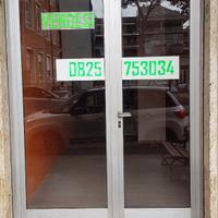 Locale commerciale via marconi n.9