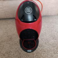 macchina per caffè Nescafe dolce gusto 
