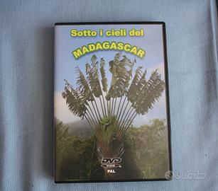 DVD documentario “sotto i cieli del Madagascar.”