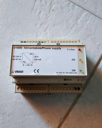 alimentatore  Vimar 01800