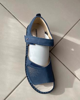 Scarpe ortopediche (sandalo)