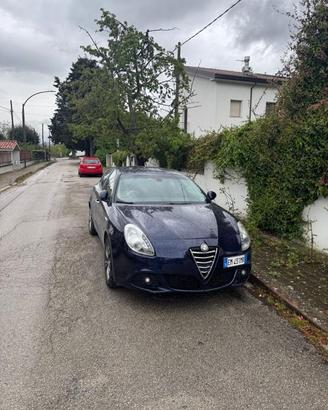Alfa Romeo Giulietta 2012 benzina/gpl