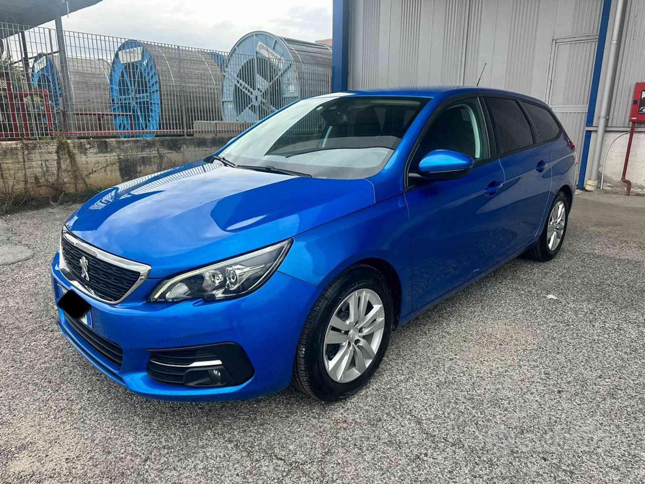 Peugeot 308 2020 photo 2