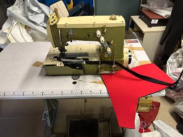 MACCHINA DA CUCIRE INDISTRIALE