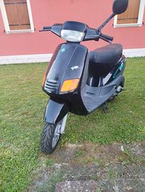 scooter zip piaggio 