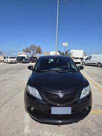 Lancia Ypsilon 1.0 FireFly 5p. S&S Hibryd GOLD