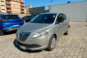 Lancia Ypsilon 1.2 69 CV 5 p GPL Silver