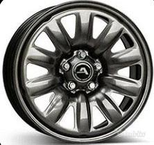 4 Cerchi con gomme invernali