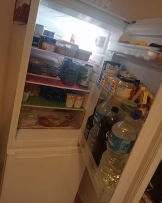 frigo con congelatore più pozzetto 