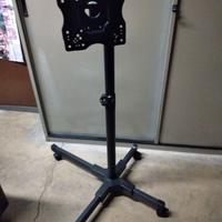 supporto per televisore da terra