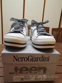scarpe sneakers Nero Giardini n.37 bianche/nere