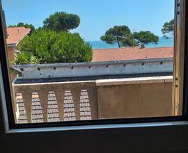Vacanza vista mare attico a 20m m 23giu/12 luglio