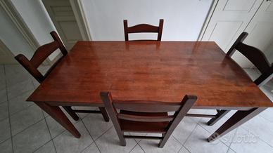 Tavolo e 4 sedie in legno - Stile classico rustico