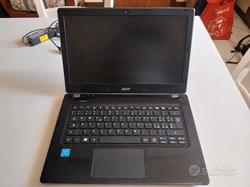 computer potatile e desk