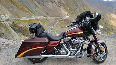 Harley Davidson Street Glide C.V.O. FLHXSE2 110