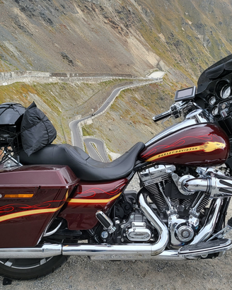 Harley Davidson Street Glide C.V.O. FLHXSE2 110