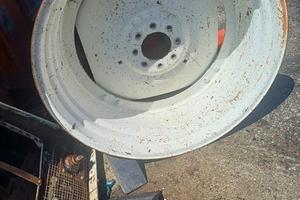 Vendi ricambi per Trattori , new holland TM 120