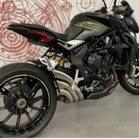 MV Agusta brutale dragster 800