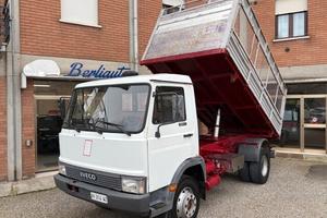 Iveco 109-14 Ribaltabile trilaterale