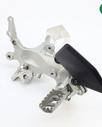 Pedana anteriore sinistra DUCATI Multistrada V4 11
