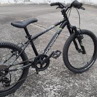Bicicletta Rockrider ST-500