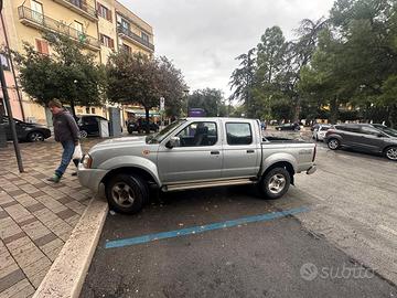 Pik up Nissan Navara