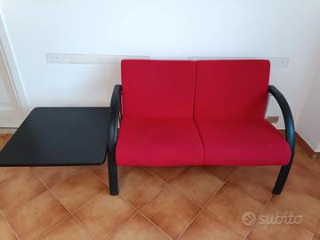 divano ufficio ignifugo 2 posti+tav perfetto stato