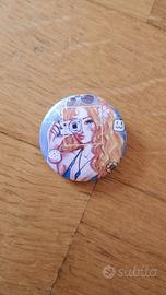 Spilla pin haley stardew valley 32mm