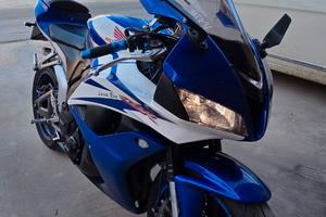 Honda CBR 600 RR (2007) – Condizioni Eccellenti