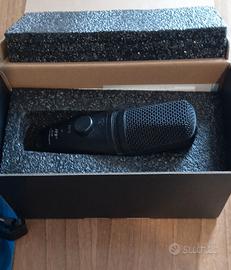 microfono USB per registrare perfettamente la voce