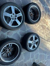 Cerchi momo 17 piu gomme ottime condizione