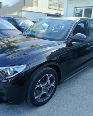Alfa Romeo Stelvio 2.2 t Sprint Q4 190cv auto