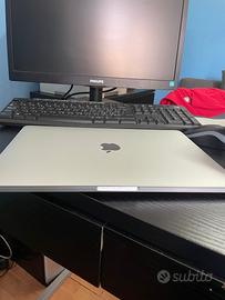 Apple MacBook Pro