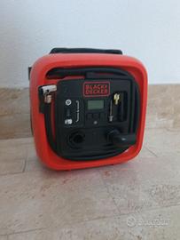 Gonfiatore elettrico 12V a doppio stadio Black & D