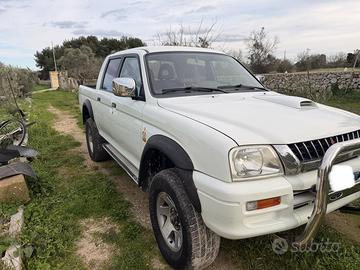 L 200