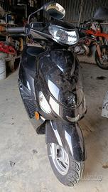 Pegeout v-click 50 4 tempi