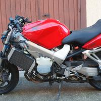 Honda VFR 800 vtec 2002 incidentata