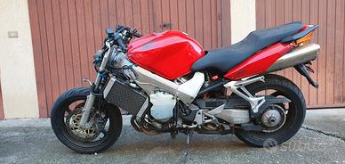 Honda VFR 800 vtec 2002 incidentata