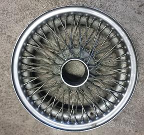 Cerchio a raggi Jaguar Epoca attacco a gallettone