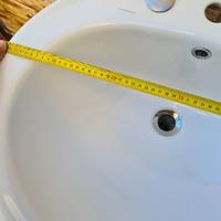 LAVABO TRE FORI marca HIDRA senza COLONNA IN CERAM