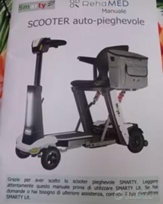 Scooter elettrico auto-pieghevole