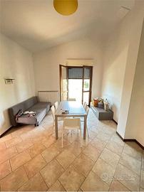 Appartamento di 80 m² con 3 locali e posto auto a 